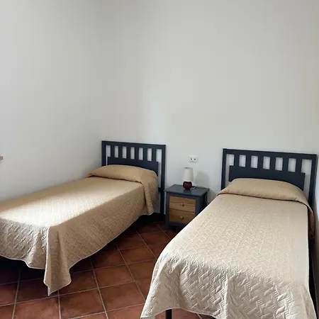 Sara Mondello Upper Floor Apartment *