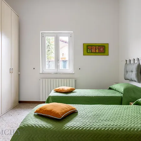 Buffa By Domusicily Apartment