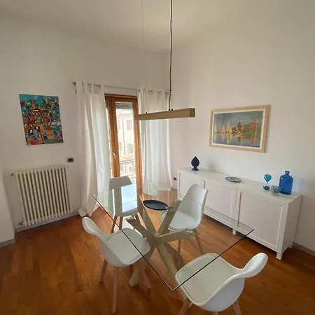 Siso Apartment *