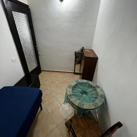 Via Giovanni Travaglia, Free Space Quarto em Acomodações Particulares *