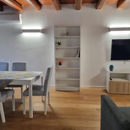 Casa Azzurra - Palazzo Del Buonpastore - Elisa Apartment *