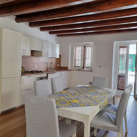 Apartment Casa Azzurra - Palazzo Del Buonpastore - Elisa Palermo