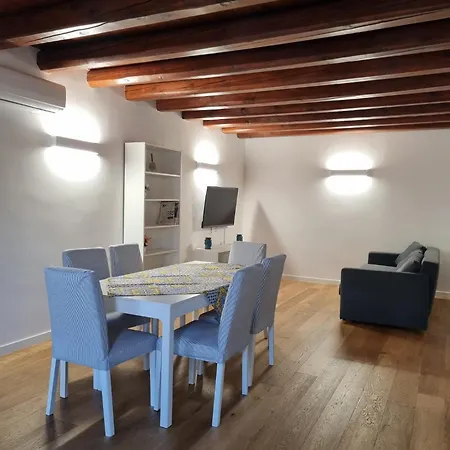 Casa Azzurra - Palazzo Del Buonpastore - Elisa Apartment