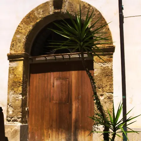 Cortile Resuttano - Centro Storico