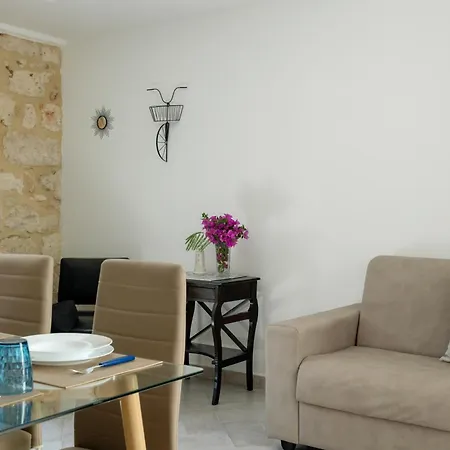 Rys Mondello House *