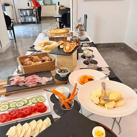 Apartment Le Finestre Su Ballaro