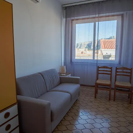 Sunsea House * Mondello