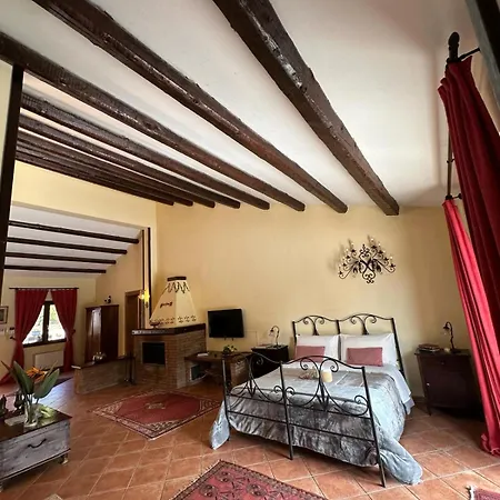 Inserra Deluxe Bed & Breakfast *