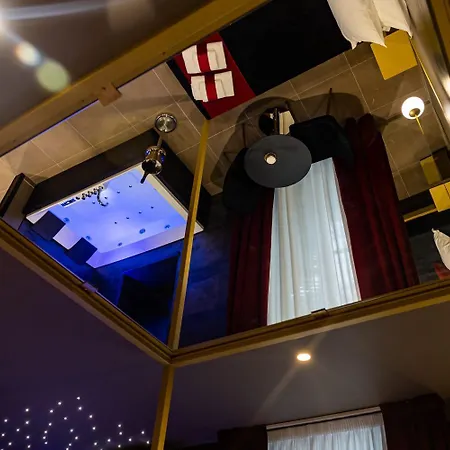 Gold Boutique & Spa *