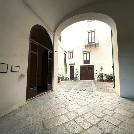 Apartment Nel Cuore Di Isidoro Palace