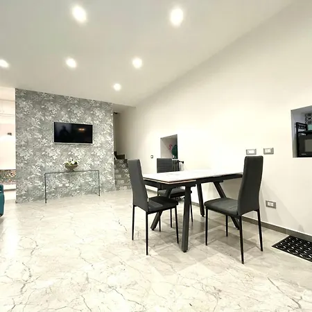 Nel Cuore Di Isidoro Palace Apartment *