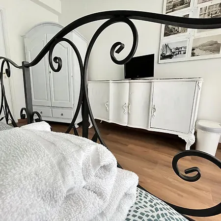 Porta Amari Bed & Breakfast Palermo