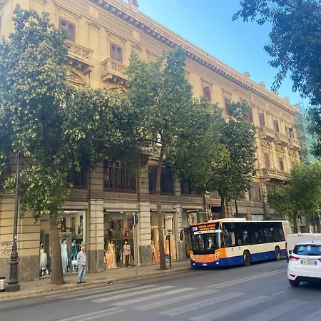 Suiteinpalermo - Vacanze Nel Centro Storico * Palermo