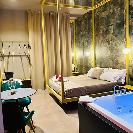 Gold Boutique & Spa *