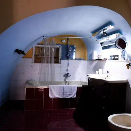 Exclusive Dependance Guest house