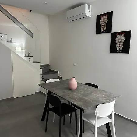 Vespro House * Palermo