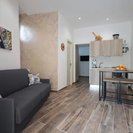 Gianbri Apartment *