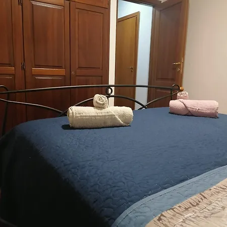 A Due Passi Appartament Guest house