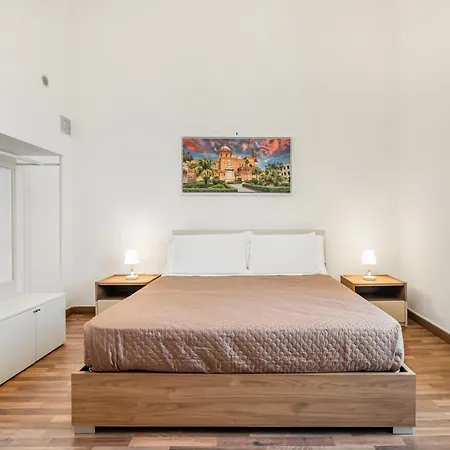 Station Modern With Balconies X8 Apartment Palermo