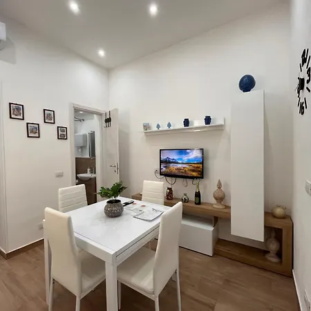 Casa Le'a Apartment *
