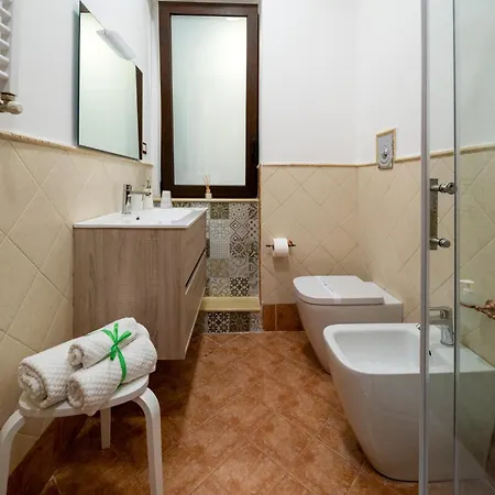 E Dintorni - Valentino Apartment *