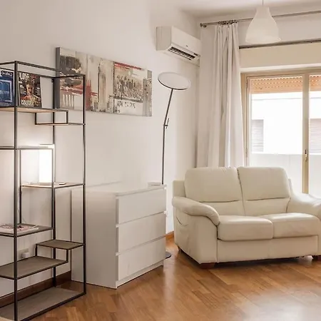 Apartment New Stabile Balcony
