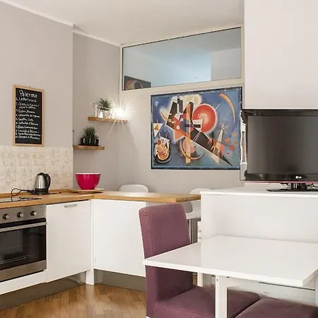 New Stabile Balcony Apartment Palermo