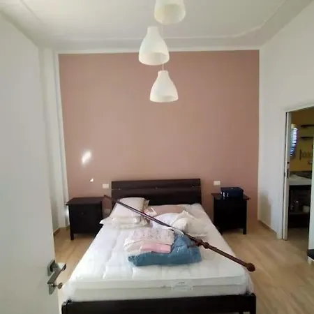 Apartment Fb House *