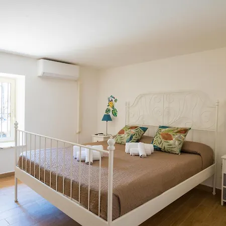 U Pirtusiddu Apartment