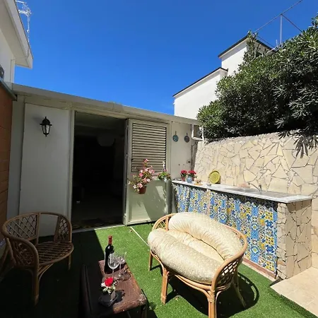 La Dolce Vita Mondello - In * Palermo