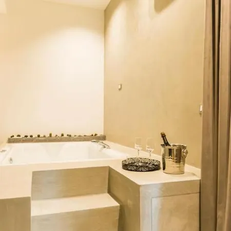 Frühstückspension Maximum Hub Suite&spa