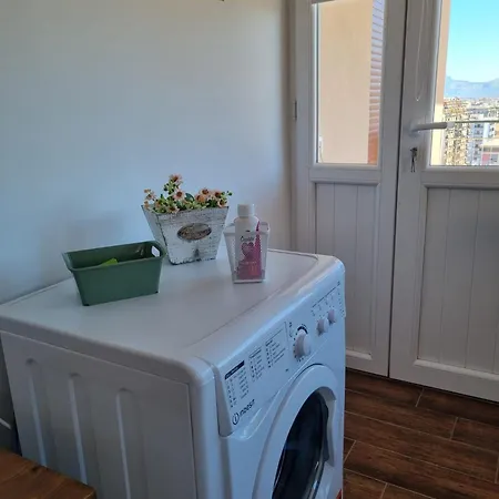 Appartement House & Free Parking By Perry-holiday Palerme