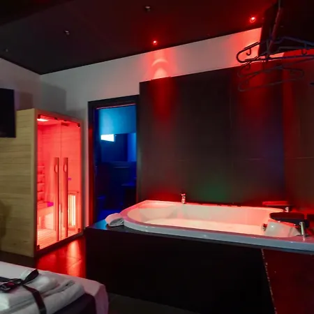 Maximum Hub Suite&spa Frühstückspension
