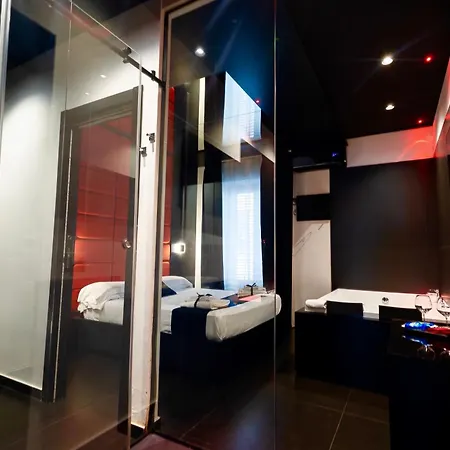 Maximum Hub Suite&spa 2*