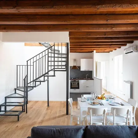 Apartment Casa Azzurra - Palazzo Del Buonpastore