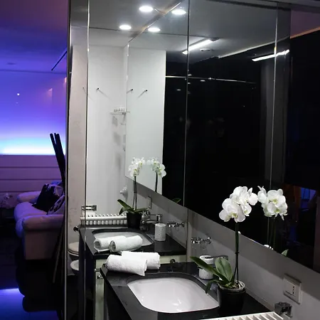Luxury 2 Min Dal Politeama Apartment *