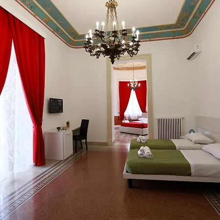 Il Siciliano Room's & *