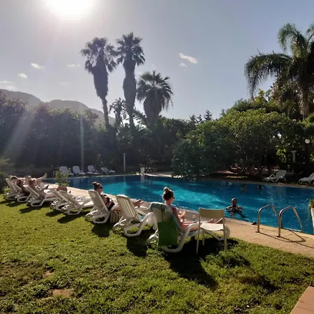 Frühstückspension Megna - Paradise