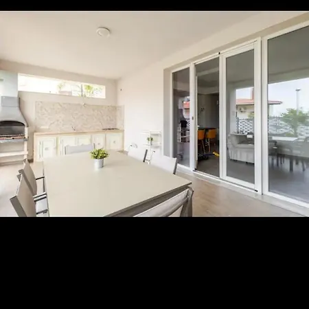 Elena Holiday home *