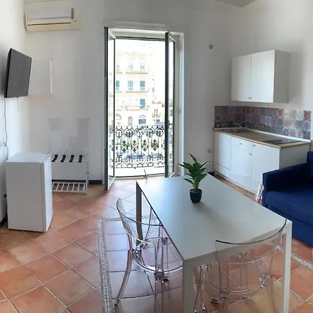 Guest house Station