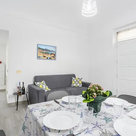 Romagnolo Beach Holiday home