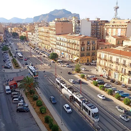 Apartment Di Nick Station Palermo