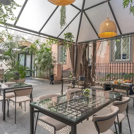 L' Hotellerie Easy