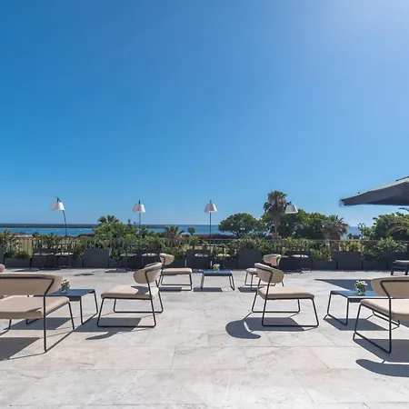 Bed & Breakfast L' Hotellerie Easy 2*