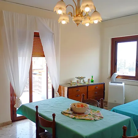 Apartment Di Nick Station