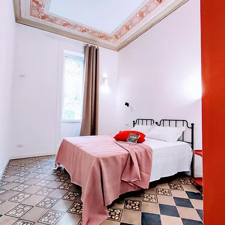 Donna Oliva Palermo
