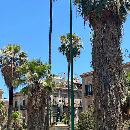 Casa Politeama Florio Apartment