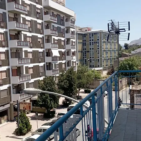 Serradifalco Cozy House Di Enza E Luigi Appartamento *