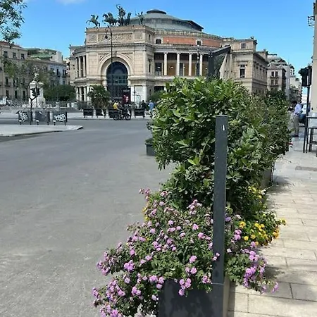 La Casa Di Miti * Palermo