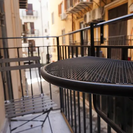 Apartment Crihouse *